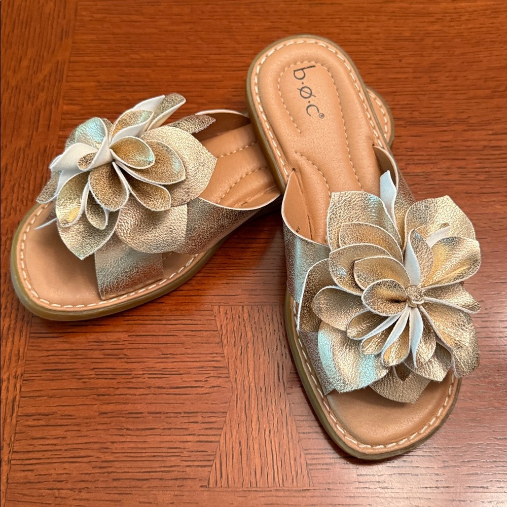 B.O.C. Kasia Champagne Slide Sandals - Picture 12 of 12